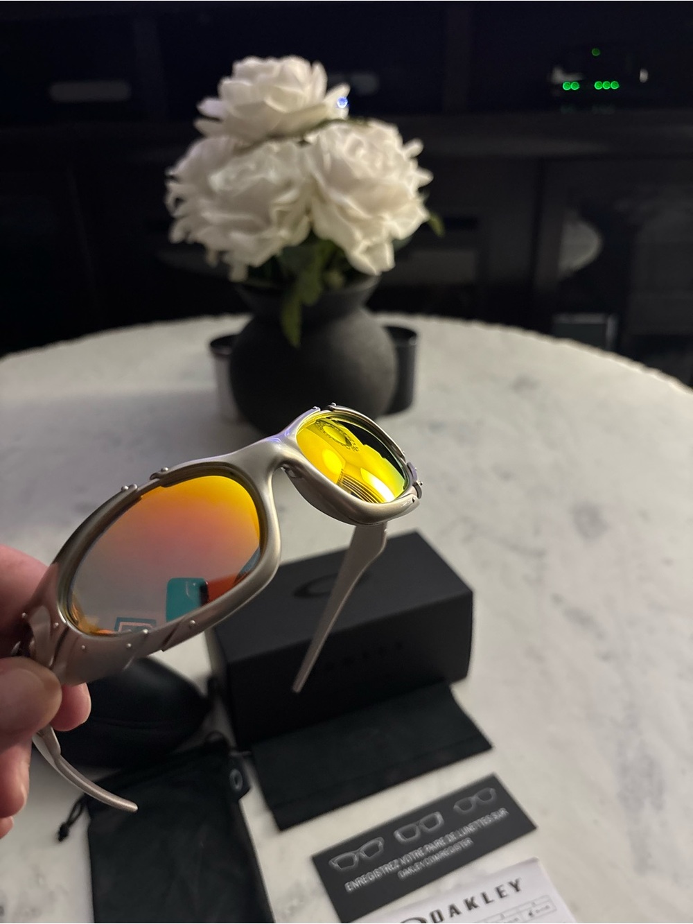 Oakley Vintage Sunglasses - Picture 5 of 7